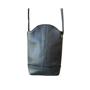 NWT Cal-Wyn  Black Wallet Cowhide Leather Small Crossbody For Phone